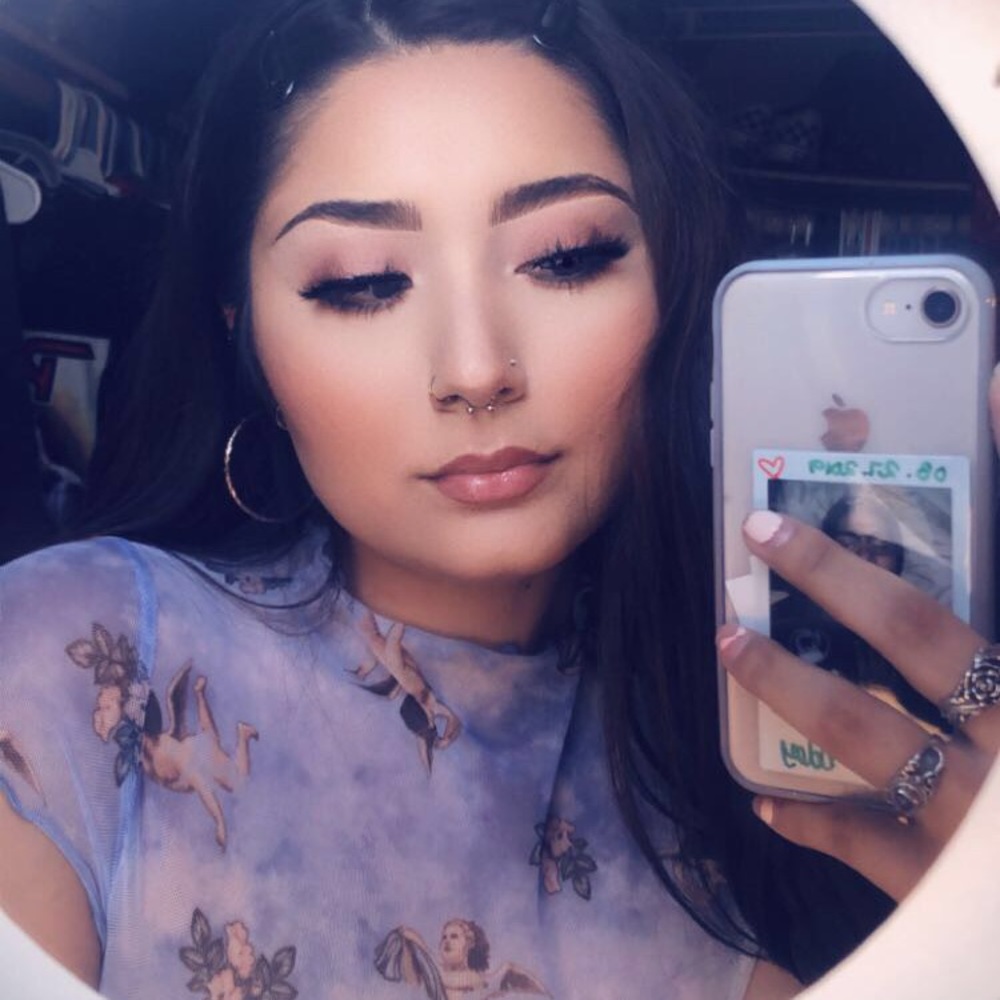 Meet your Posher, D’anna